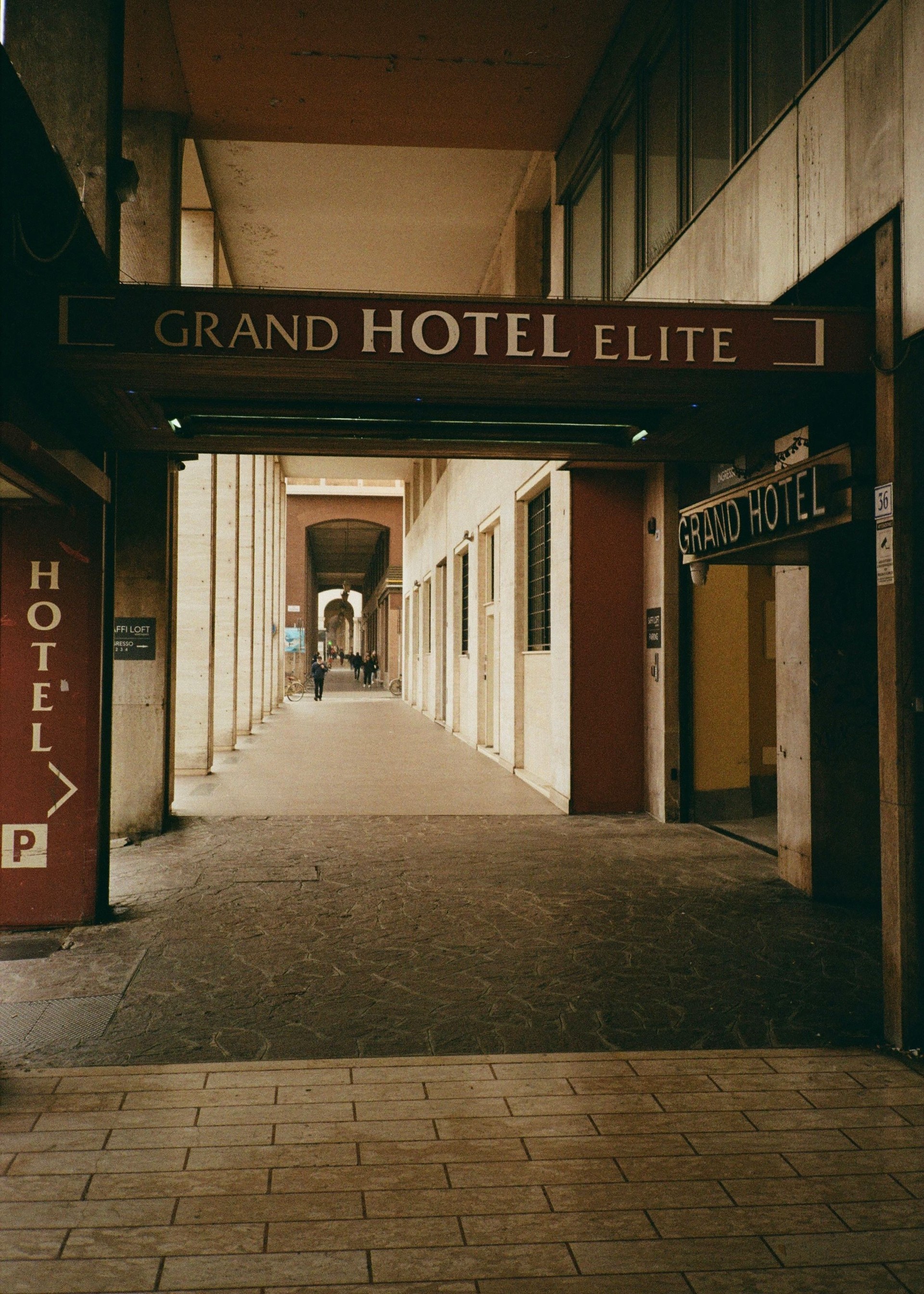 Grand Hotel Elite 5